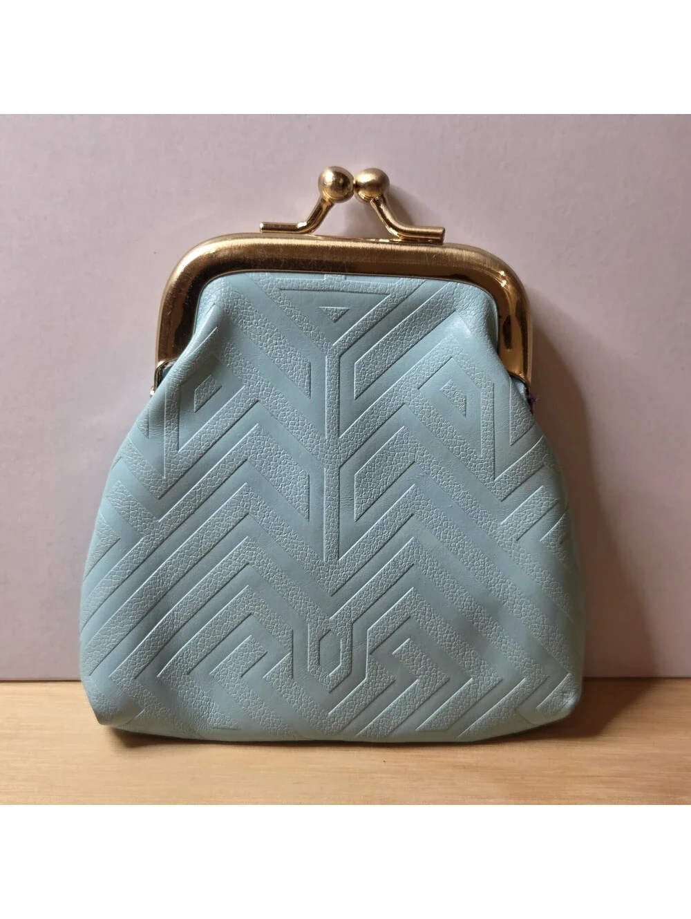 Teal Geometric Print Polyester Kiss Lock Wallet.  Very Clean!  Nice Wallet!!